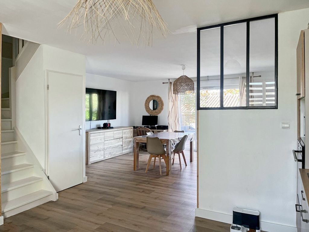 Achat maison à vendre 3 chambres 90 m² - Montaren-et-Saint-Médiers