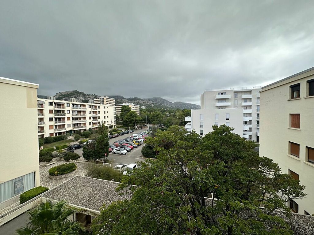 Achat appartement à vendre 4 pièces 80 m² - Marseille 8ème arrondissement