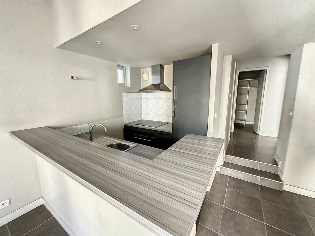 Achat appartement à vendre 3 pièces 68 m² - Avignon