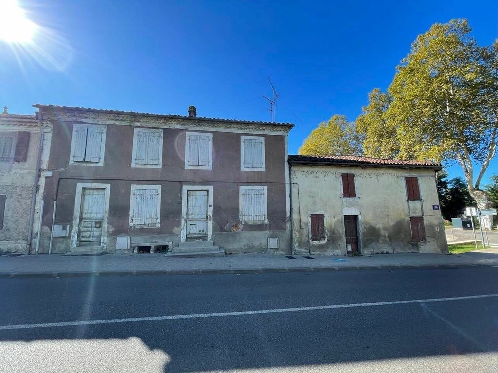 Achat maison à vendre 7 chambres 270 m² - Saint-Sever