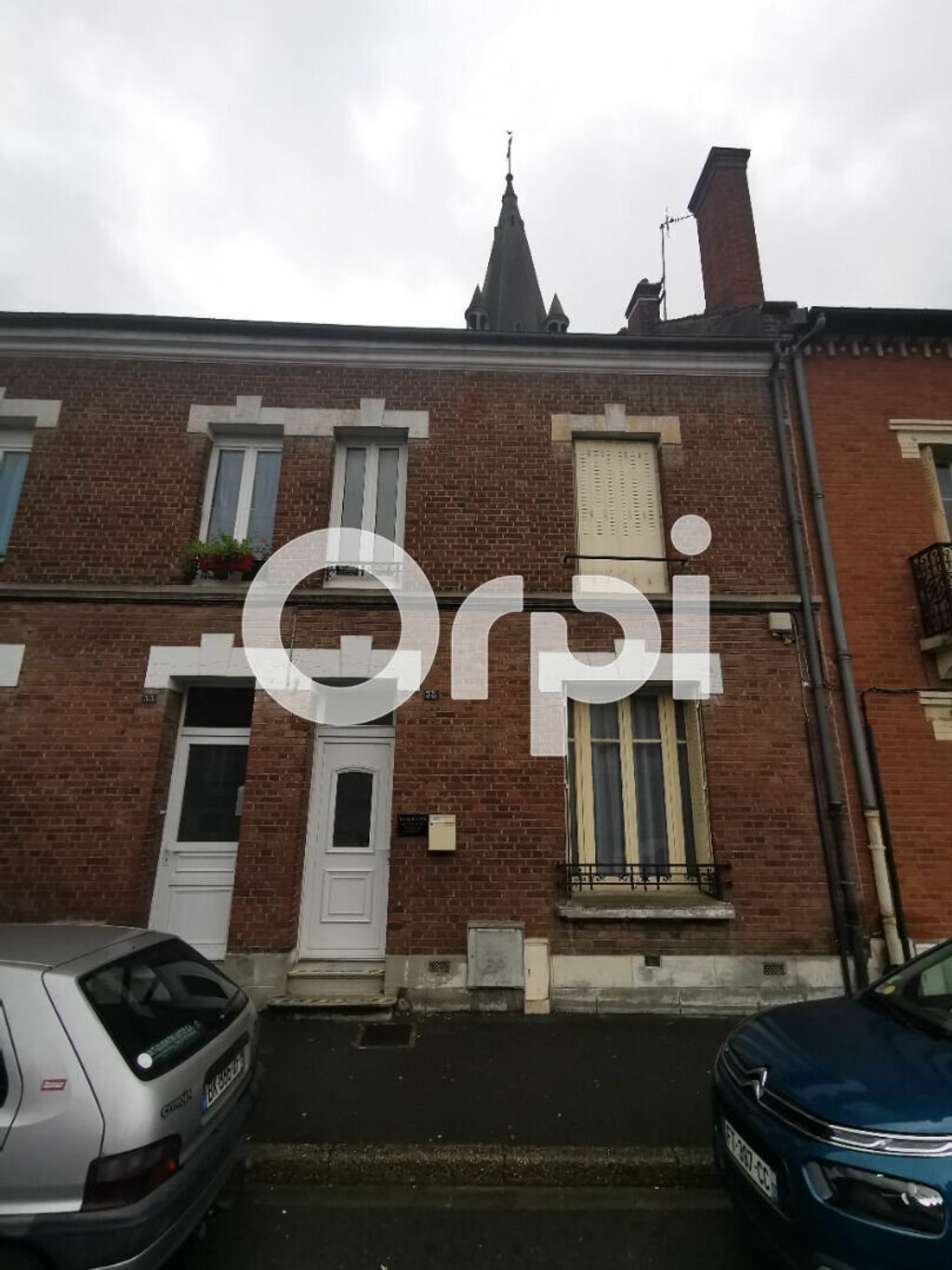 Achat maison à vendre 2 chambres 86 m² - Chauny