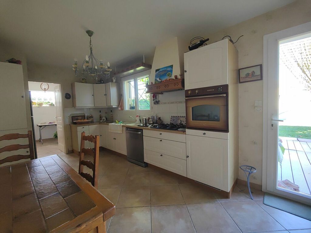 Achat maison 5 chambre(s) - Saint-Genès-de-Fronsac