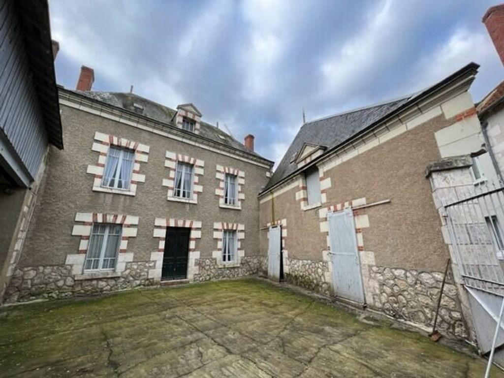 Achat maison à vendre 4 chambres 109 m² - Saint-Aignan