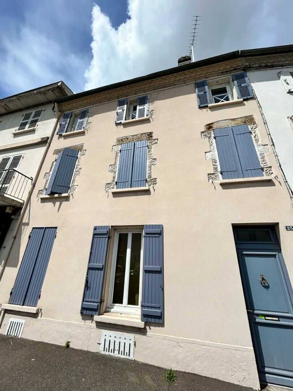 Achat maison à vendre 6 chambres 220 m² - Mont-de-Marsan
