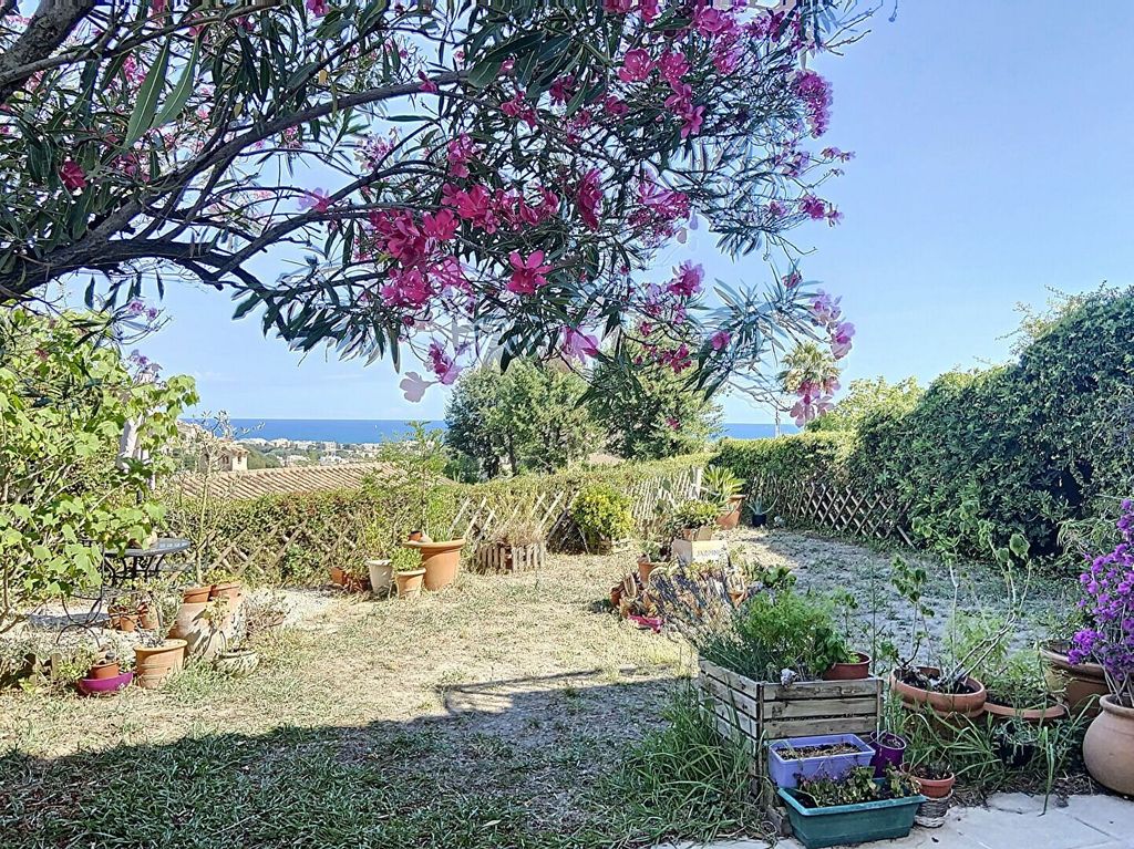 Achat maison à vendre 3 chambres 82 m² - Cagnes-sur-Mer