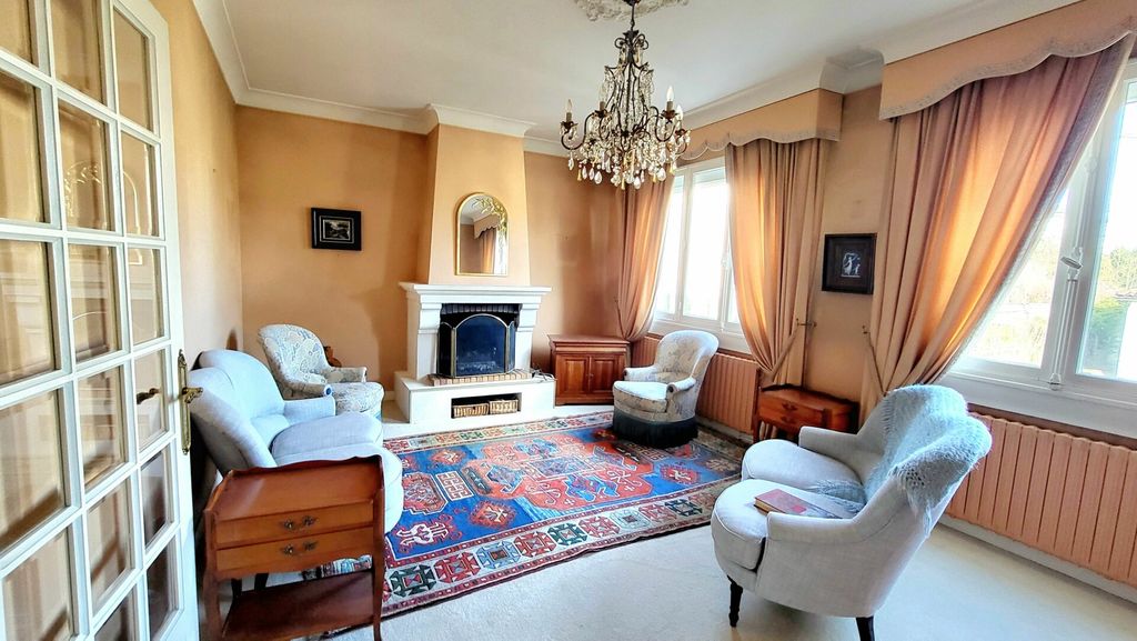 Achat maison à vendre 4 chambres 150 m² - Limoges