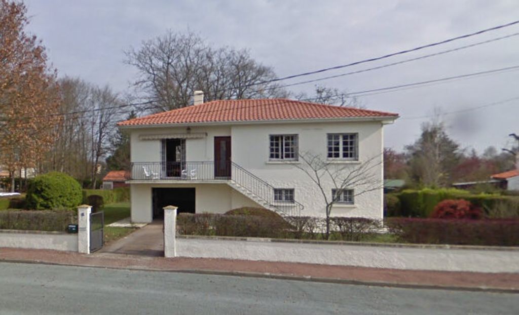 Achat maison à vendre 3 chambres 102 m² - Saint-Georges-des-Coteaux