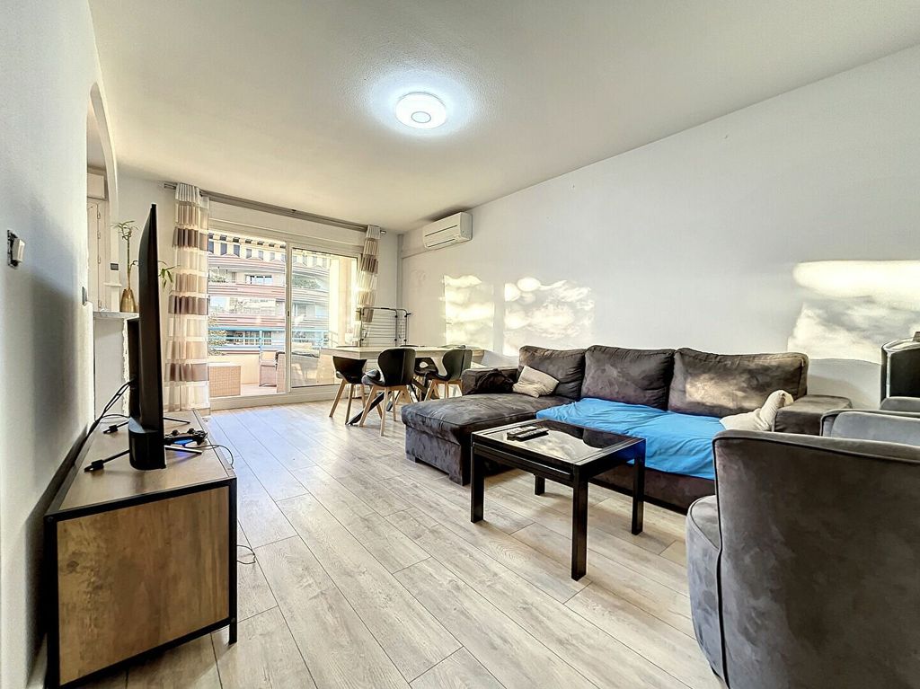 Achat appartement à vendre 2 pièces 46 m² - Fréjus