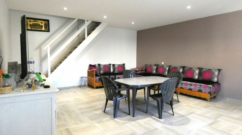 Achat maison à vendre 5 chambres 135 m² - Aimargues