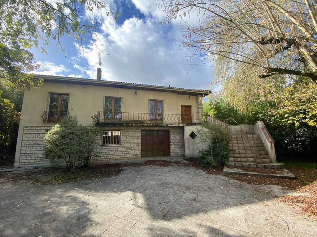 Achat maison à vendre 5 chambres 215 m² - Cestas