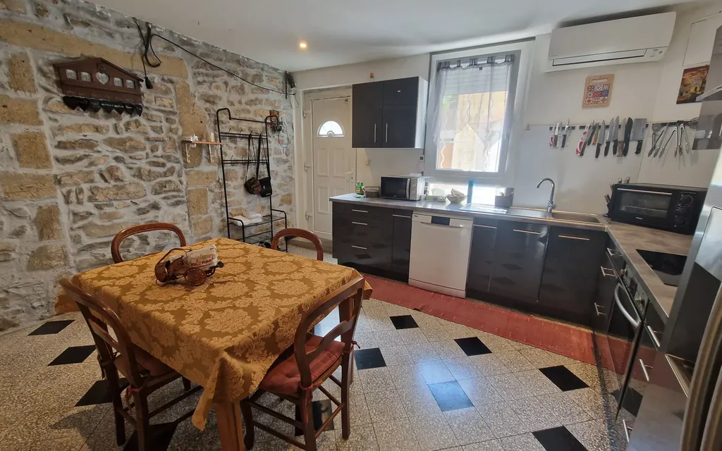 Achat maison à vendre 4 chambres 96 m² - Marsillargues