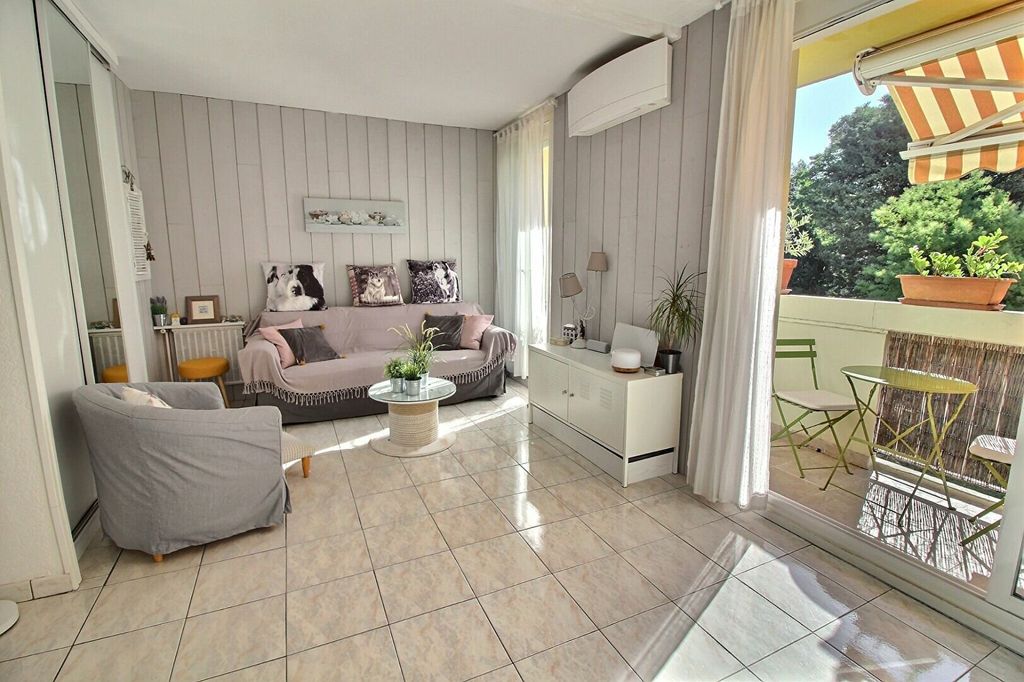 Achat appartement à vendre 3 pièces 72 m² - Marseille 8ème arrondissement