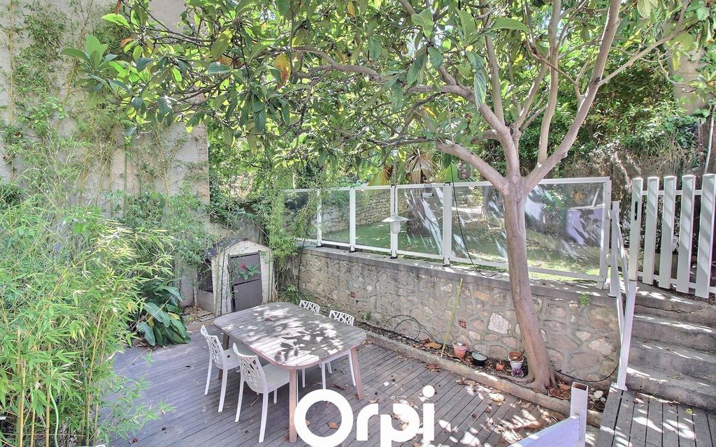 Achat appartement à vendre 4 pièces 108 m² - Marseille 8ème arrondissement