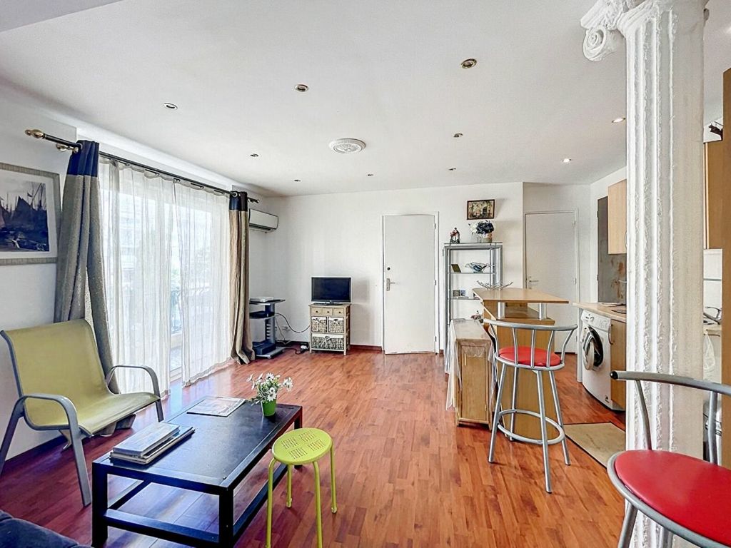 Achat appartement à vendre 3 pièces 49 m² - Cannes
