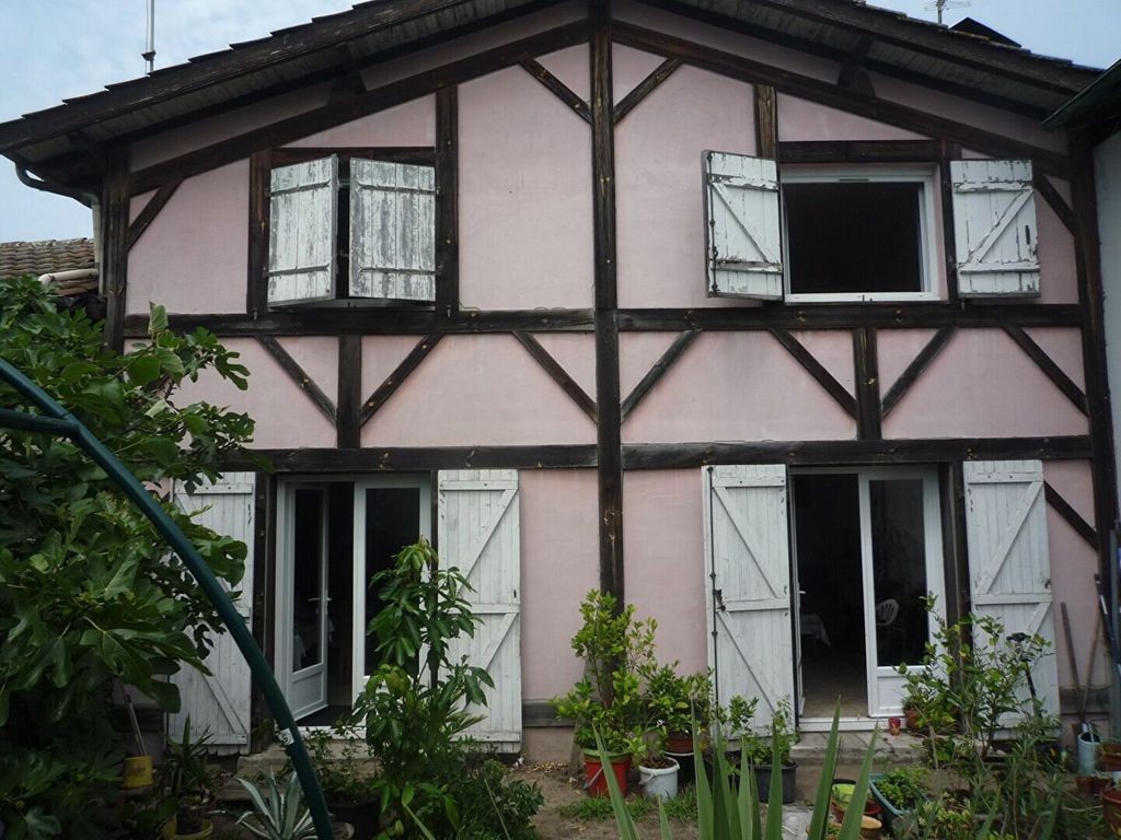 Achat maison à vendre 2 chambres 105 m² - Léon