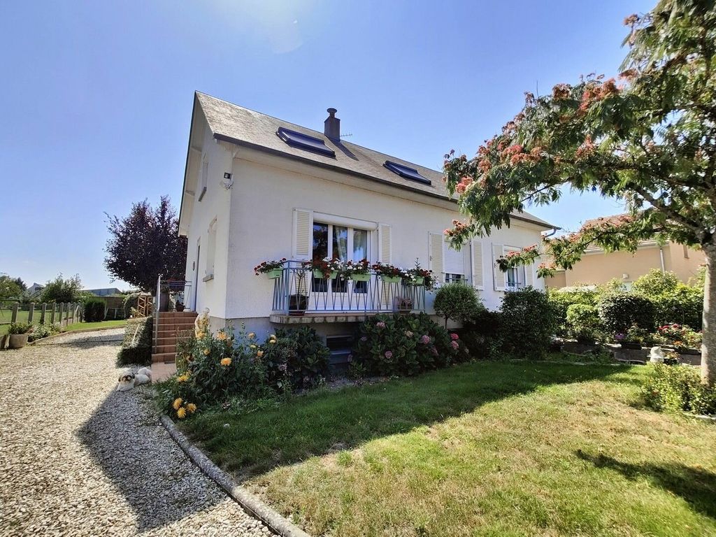Achat maison à vendre 4 chambres 128 m² - Sully-sur-Loire