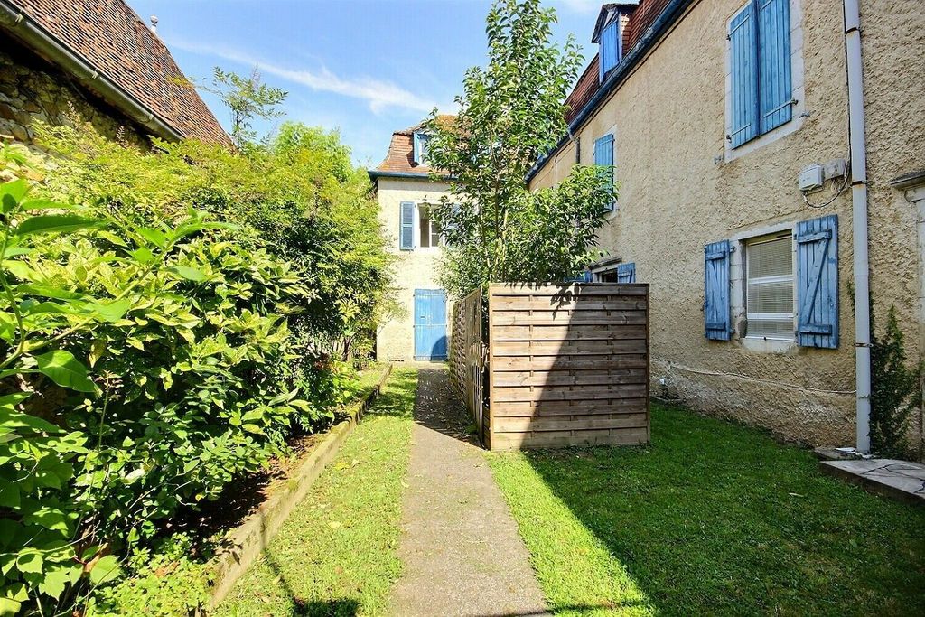 Achat maison à vendre 4 chambres 250 m² - Orthez