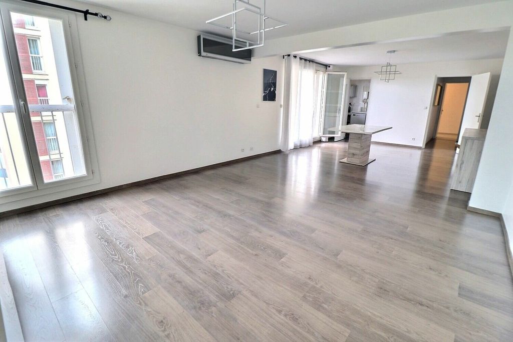 Achat appartement à vendre 3 pièces 90 m² - Marignane