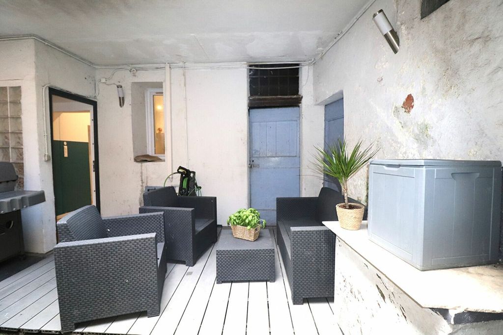 Achat appartement à vendre 4 pièces 116 m² - L'Escarène