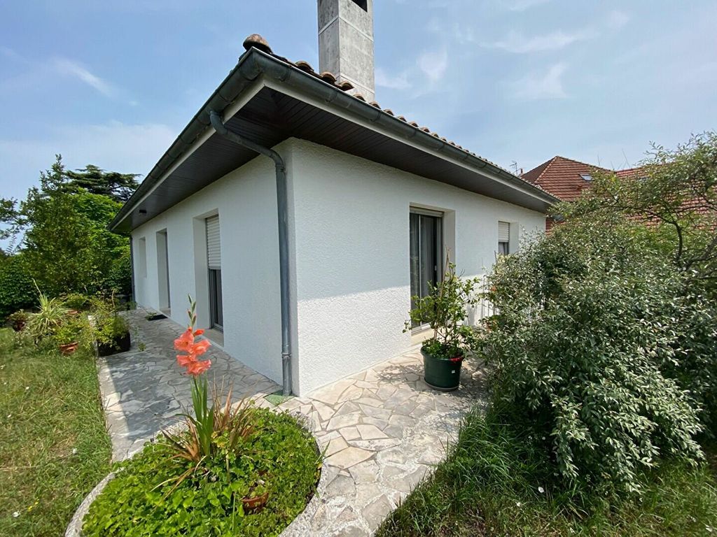 Achat maison à vendre 4 chambres 143 m² - Pessac