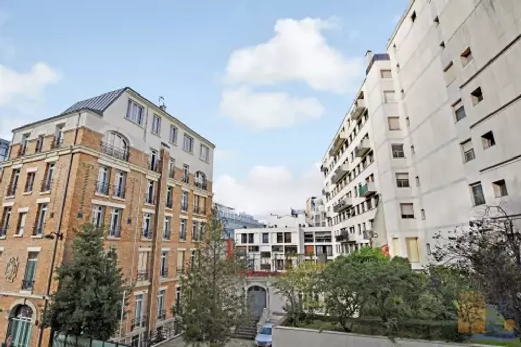 Achat appartement à vendre 3 pièces 77 m² - Paris 15ème arrondissement