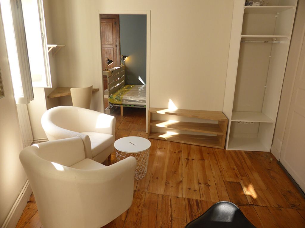 Achat maison à vendre 7 chambres 190 m² - Pau