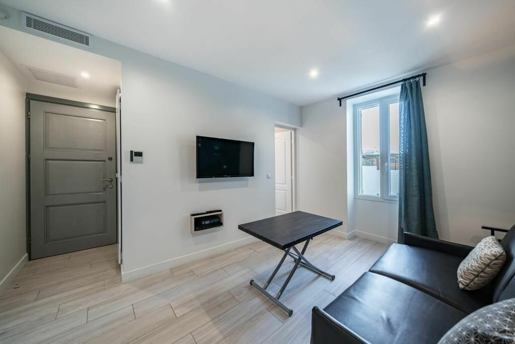 Achat appartement à vendre 2 pièces 27 m² - Cannes