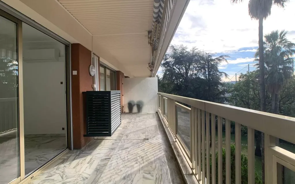 Achat appartement à vendre 3 pièces 88 m² - Cannes