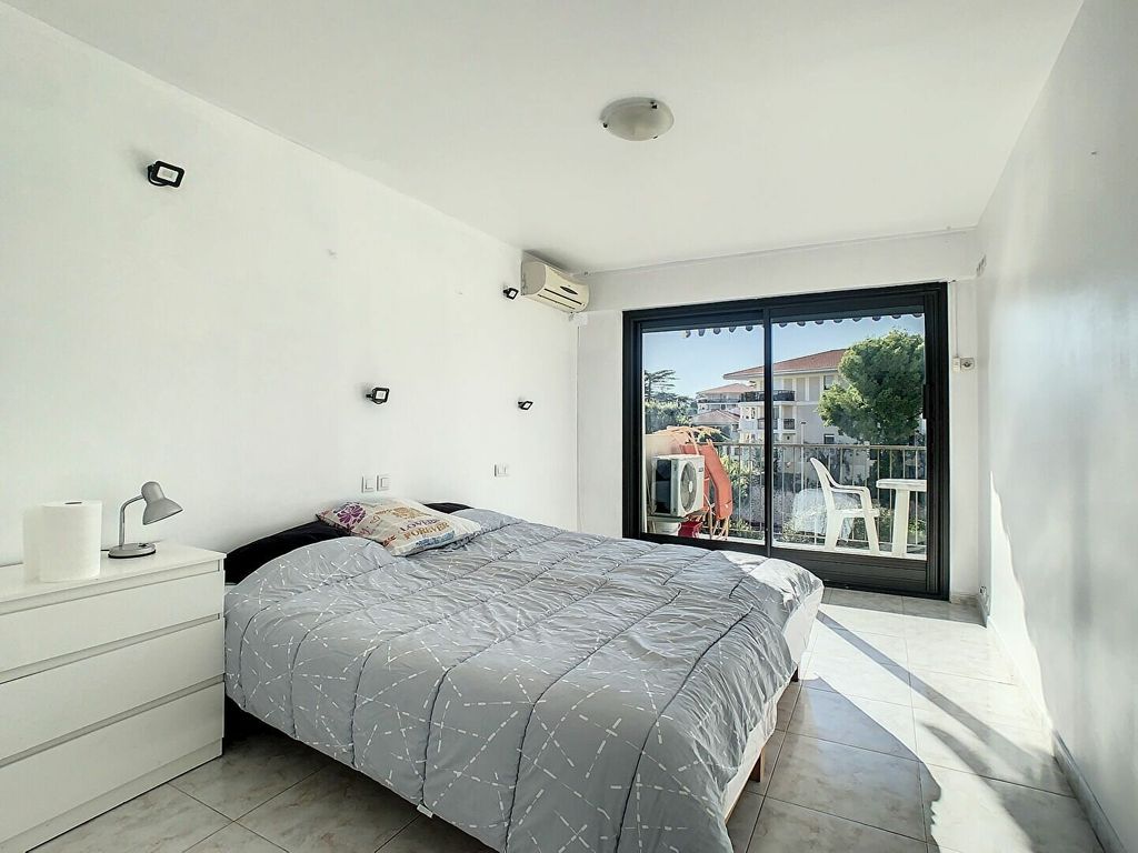 Achat appartement à vendre 3 pièces 89 m² - Cannes
