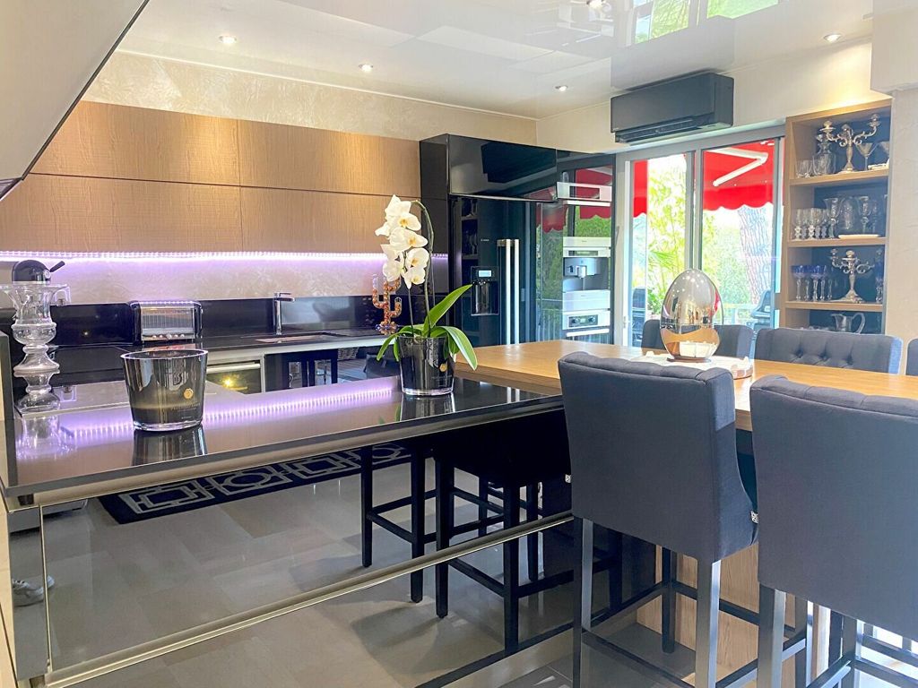 Achat appartement à vendre 3 pièces 103 m² - Cannes