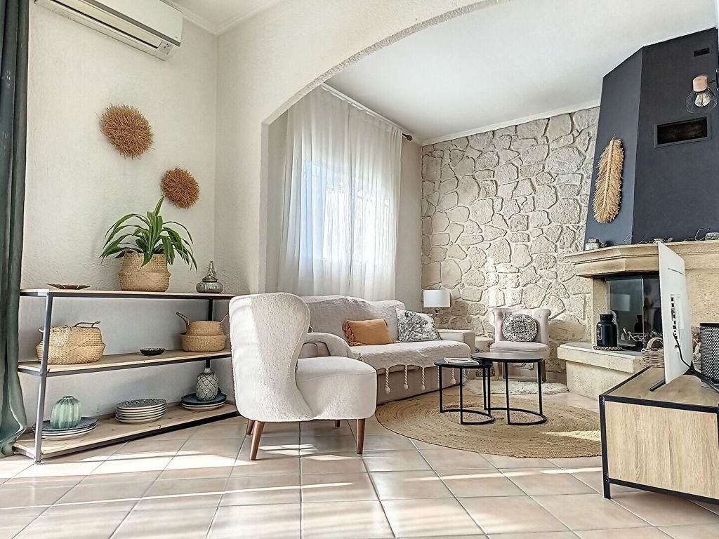 Achat maison à vendre 3 chambres 92 m² - Saint-Raphaël