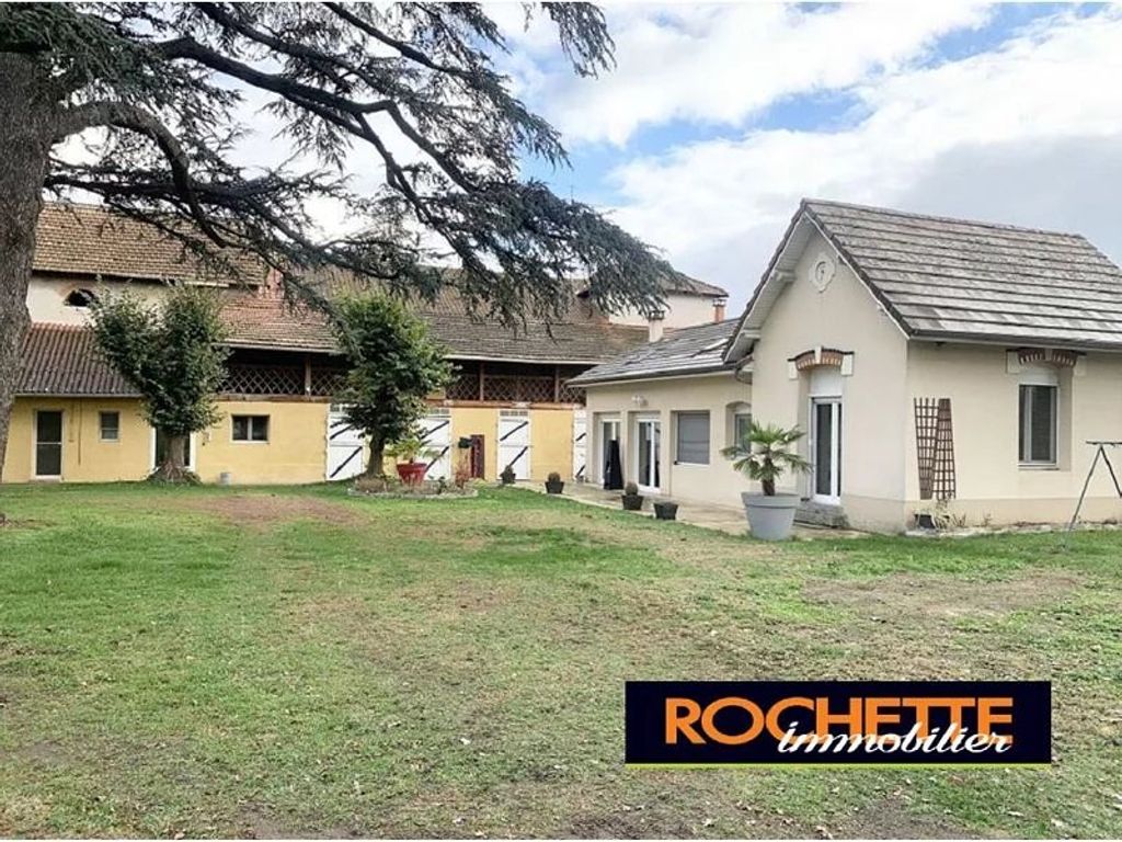 Achat maison à vendre 3 chambres 161 m² - Montrond-les-Bains