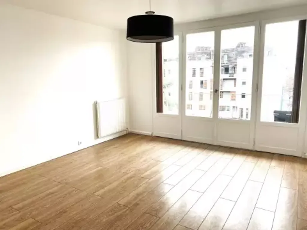 Achat appartement à vendre 3 pièces 63 m² - Épinay-sur-Seine