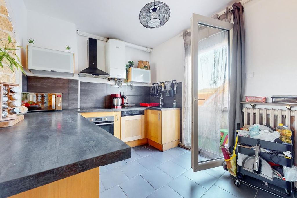 Achat appartement à vendre 3 pièces 77 m² - Marseille 15ème arrondissement