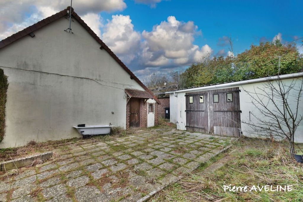 Achat maison à vendre 1 chambre 70 m² - Luigny