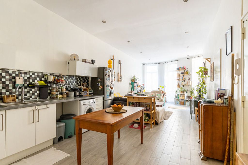 Achat appartement à vendre 3 pièces 74 m² - Marseille 6ème arrondissement