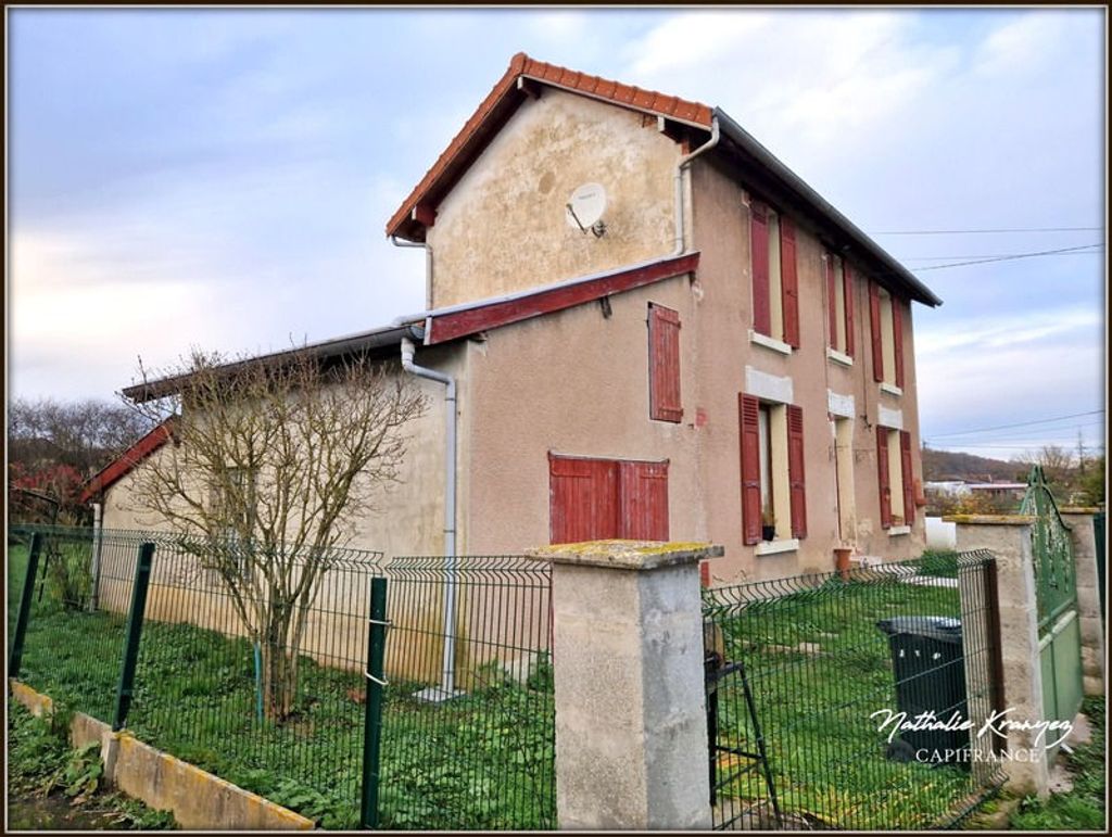 Achat maison à vendre 2 chambres 70 m² - Vouziers