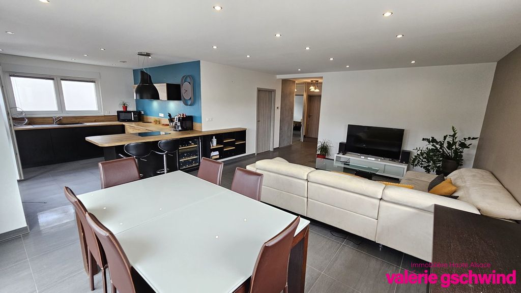 Achat appartement à vendre 4 pièces 106 m² - Horbourg-Wihr