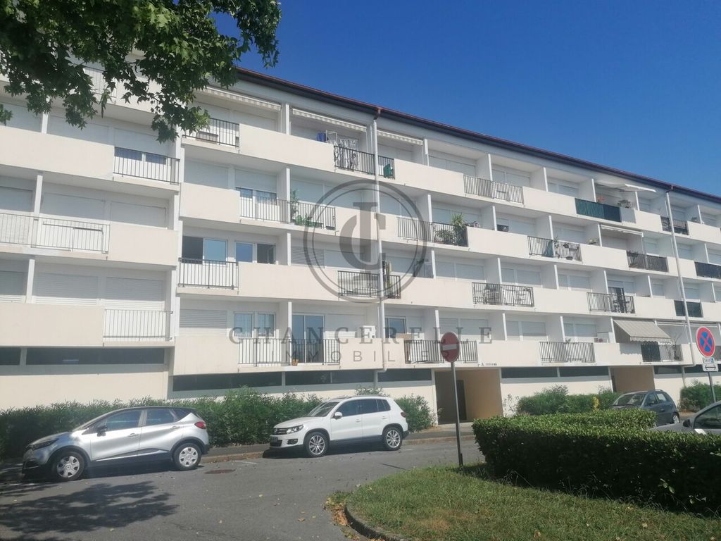 Achat appartement à vendre 4 pièces 74 m² - Mouguerre