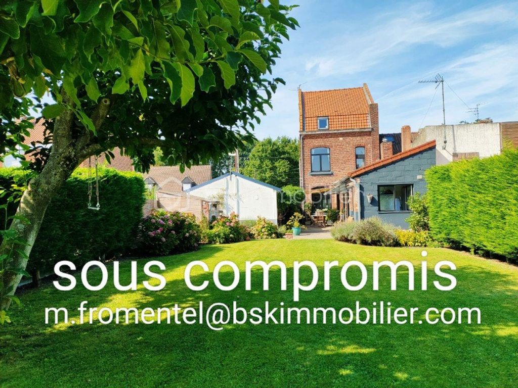 Achat maison à vendre 4 chambres 132 m² - Houplin-Ancoisne