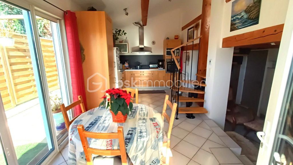 Achat maison à vendre 1 chambre 51 m² - Toulon