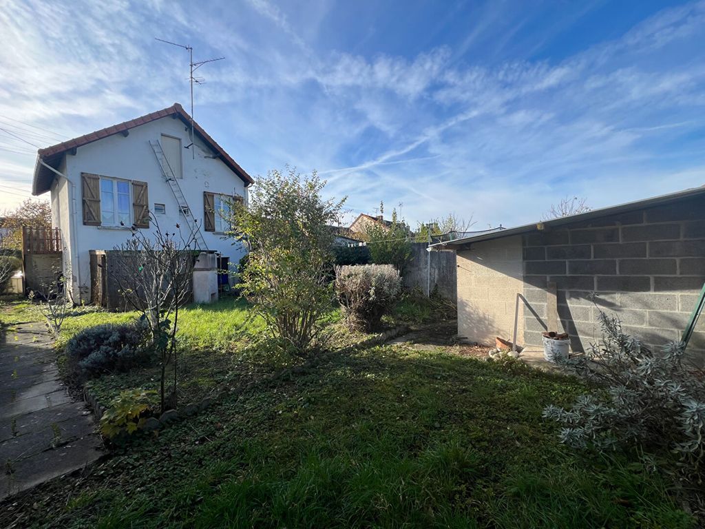 Achat maison à vendre 2 chambres 57 m² - Montluçon