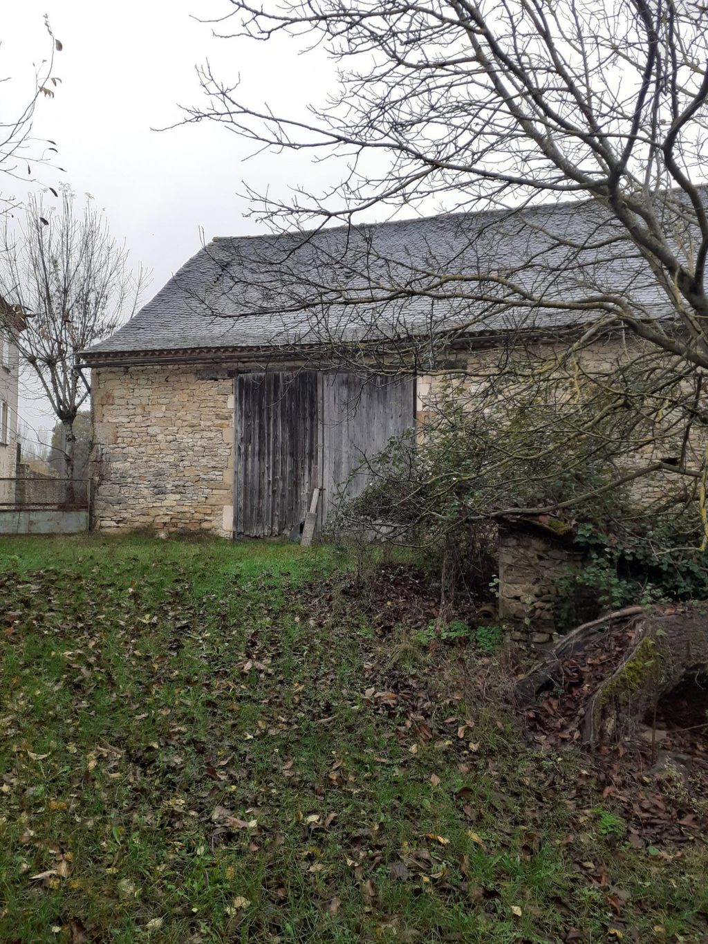 Achat maison à vendre 1 chambre 376 m² - Savignac