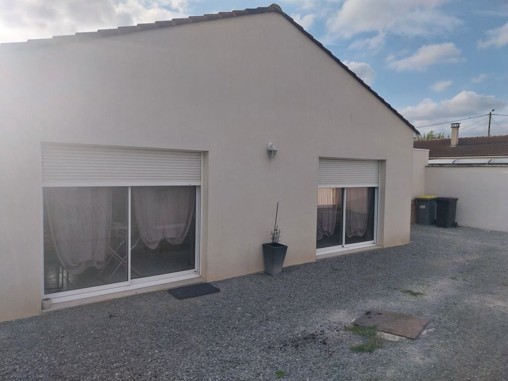 Achat maison à vendre 2 chambres 96 m² - Épannes