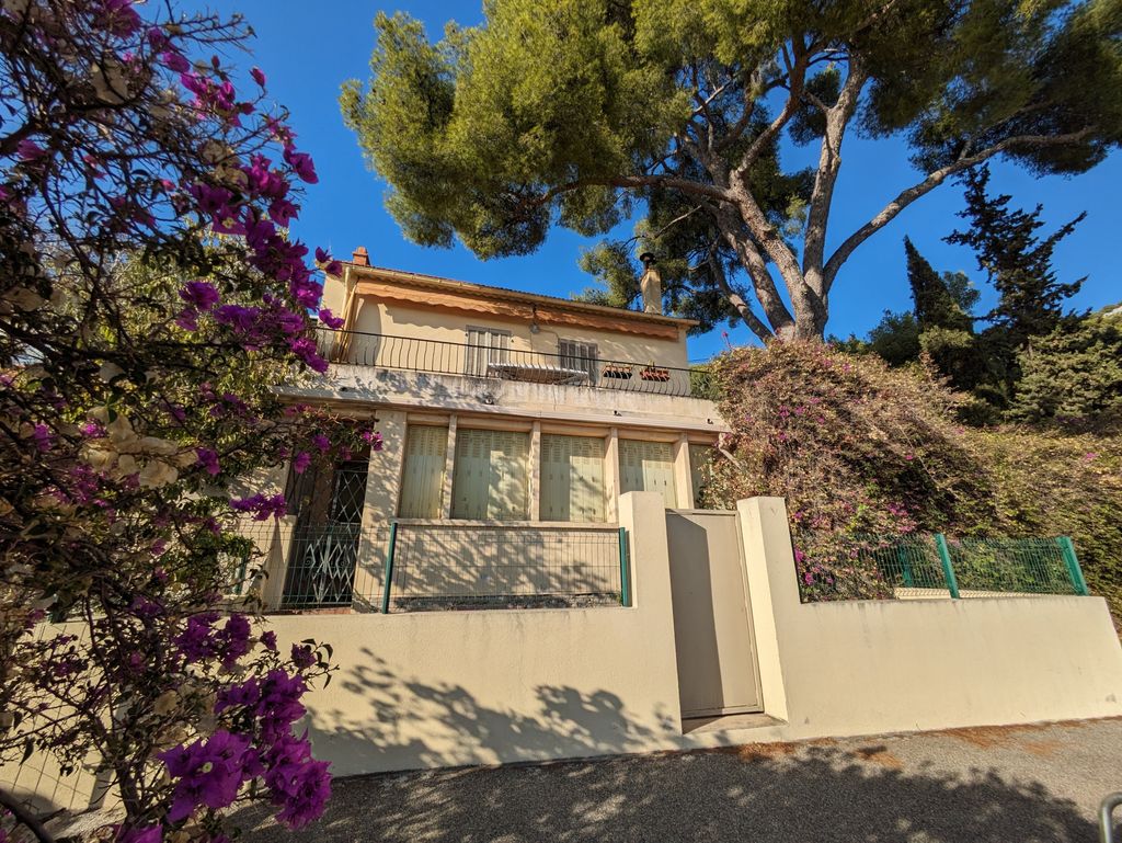 Achat maison à vendre 5 chambres 110 m² - Toulon