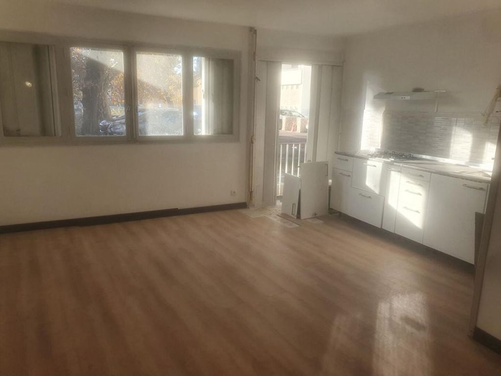 Achat appartement à vendre 2 pièces 42 m² - Avignon