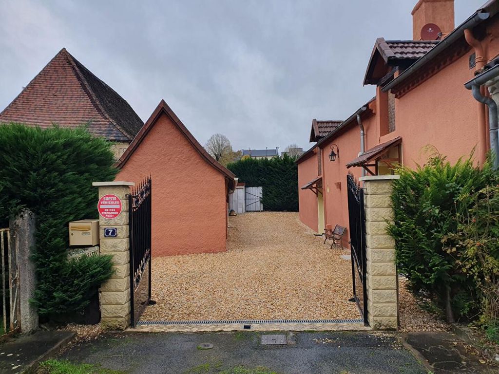 Achat maison à vendre 2 chambres 79 m² - Saint-Martial-d'Albarède