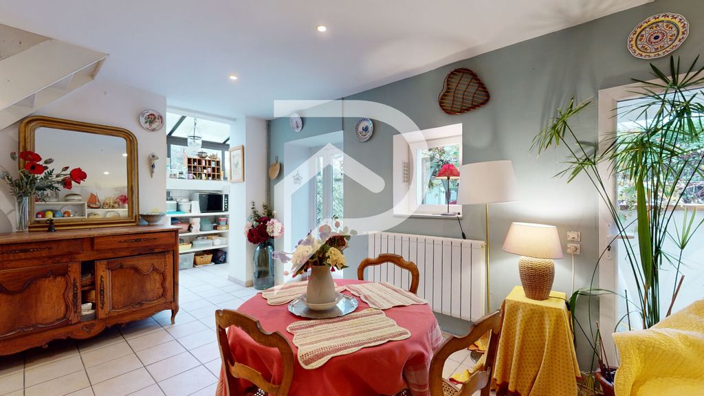 Achat maison à vendre 2 chambres 96 m² - Croissy-sur-Seine