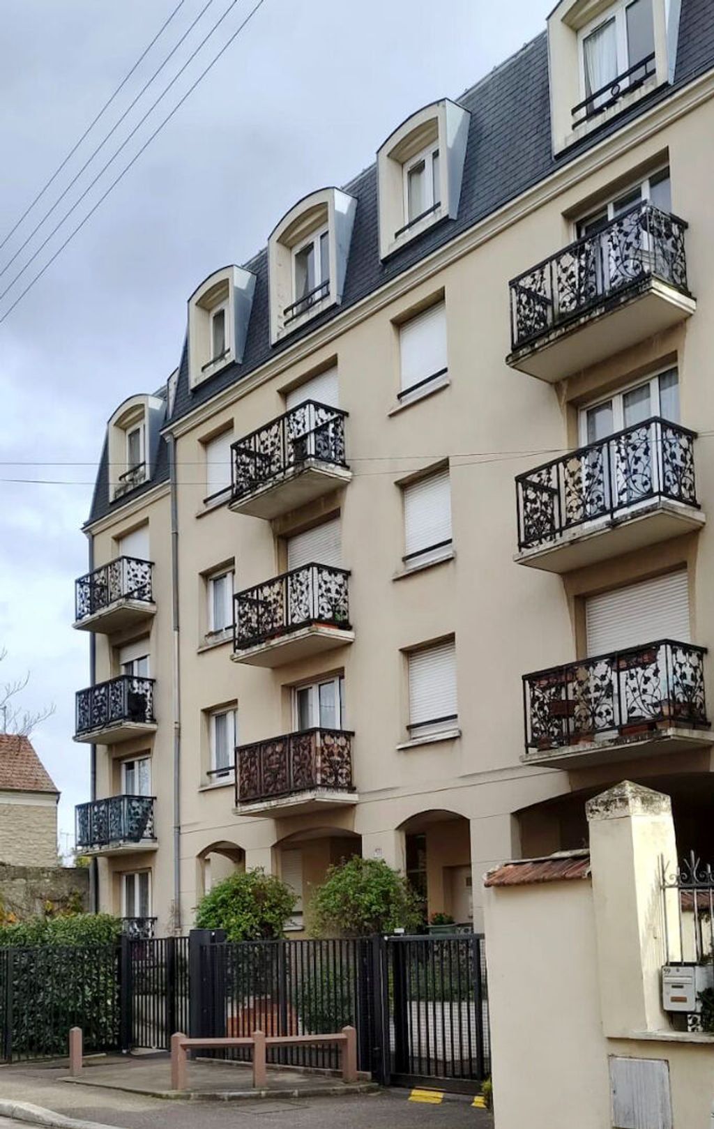 Achat studio à vendre 32 m² - Mantes-la-Jolie