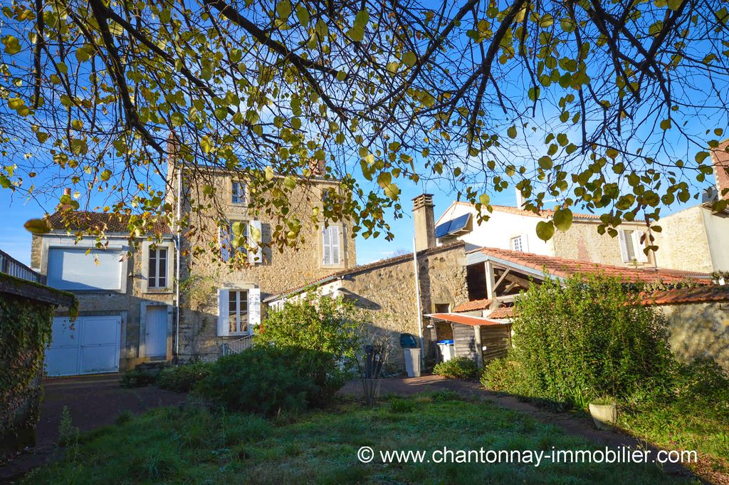 Achat maison à vendre 5 chambres 164 m² - Chantonnay